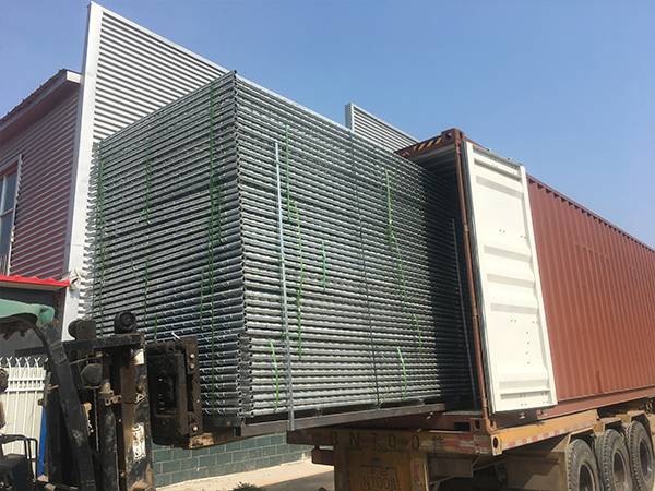 Packaging and warehousing