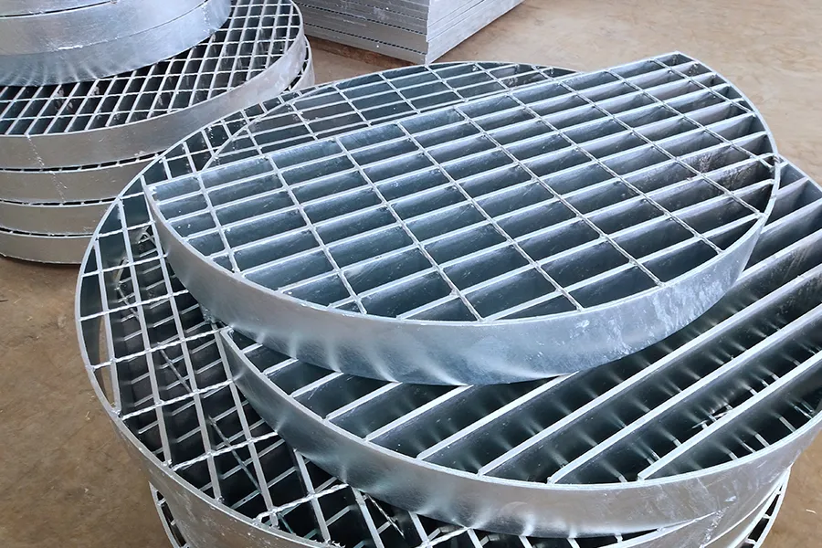 Composite steel grating1