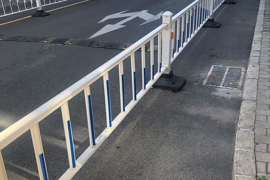 Municipal guardrail1