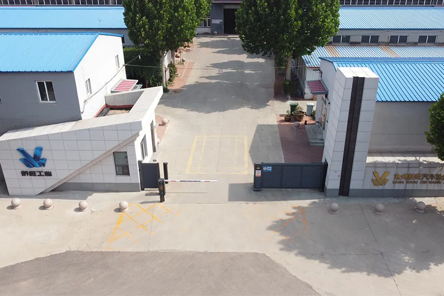 Cangzhou Xinwang Automobile Radiator Manufacturing Co., Ltd.: более 40 лет упорного труда, блестящие достижения в области терморегулирования автомобилей.