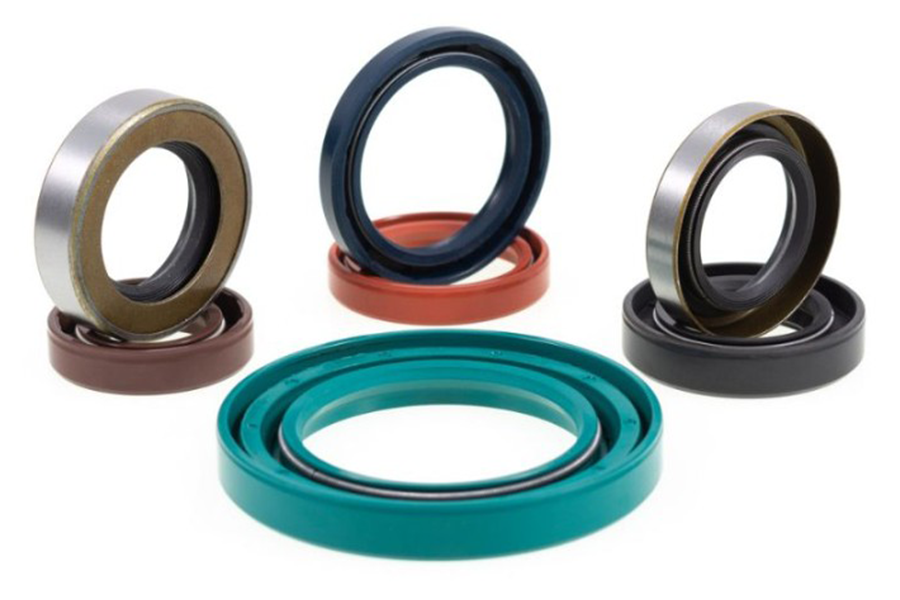 What is the difference between fluororubber and nitrile rubber?