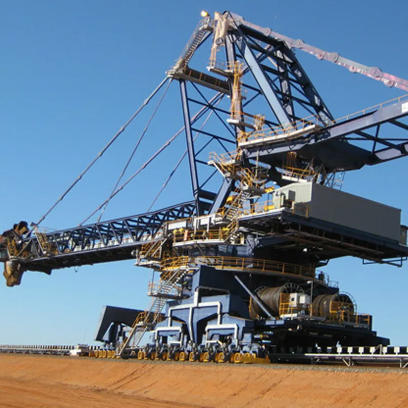 Patterned conveyor belt