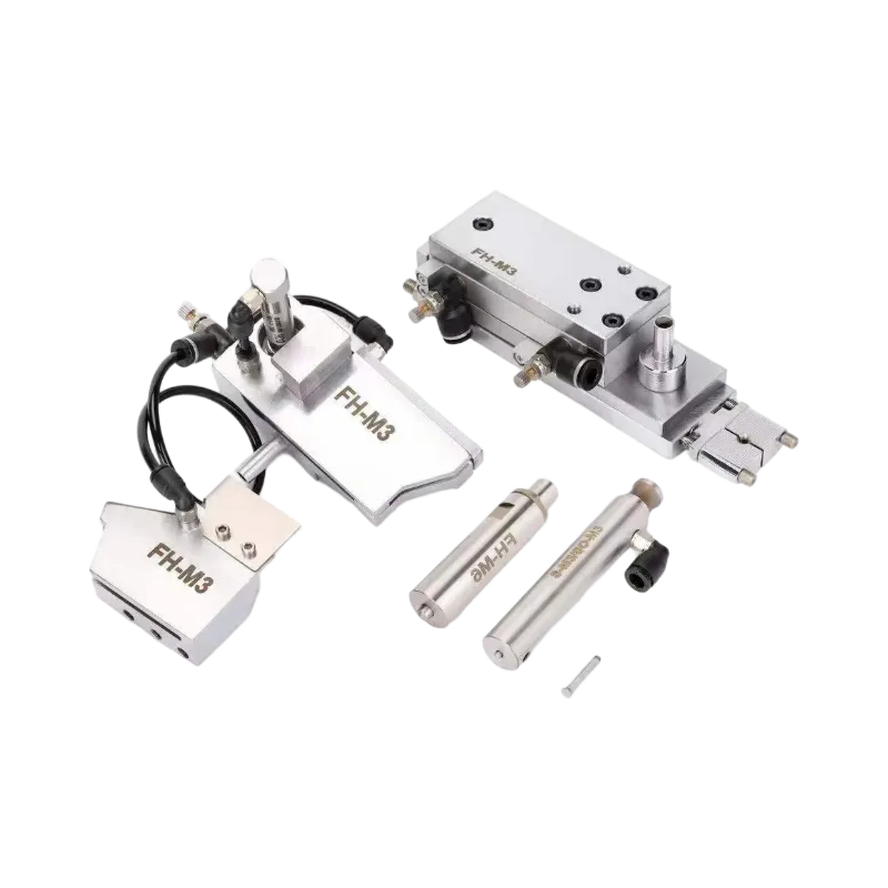 Automatic feeding tool