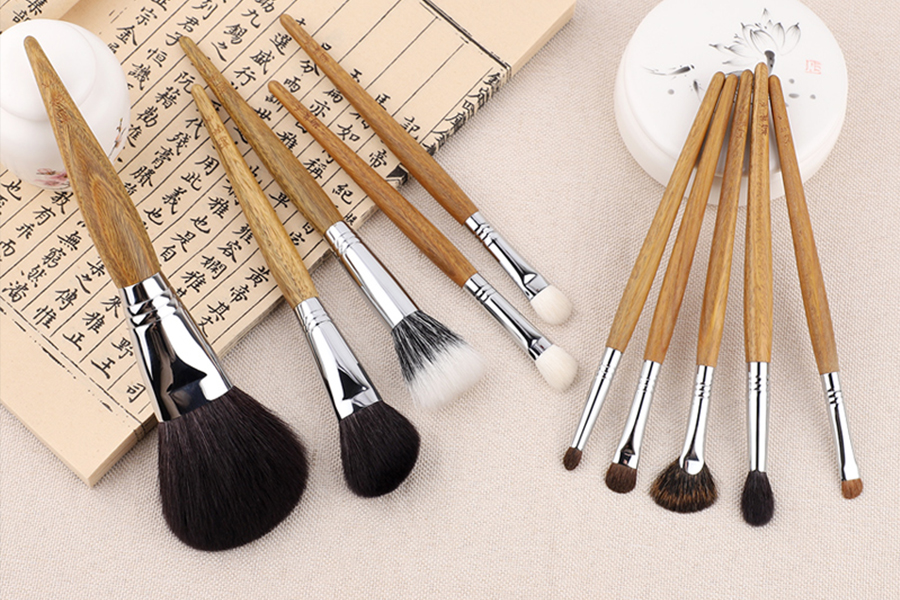 La fabricación de «cero defectos» detrás de las brochas de maquillaje