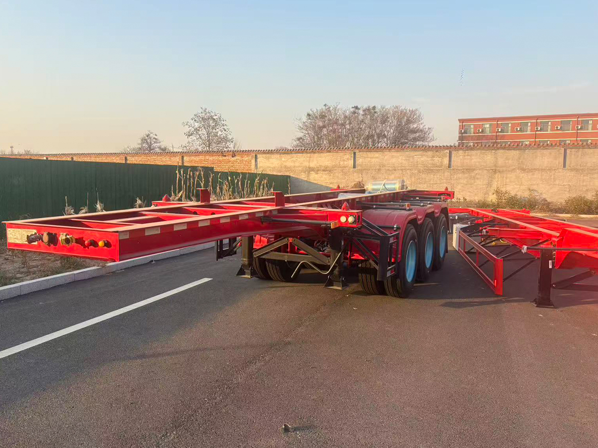 20-foot 3-axle skeleton trailer