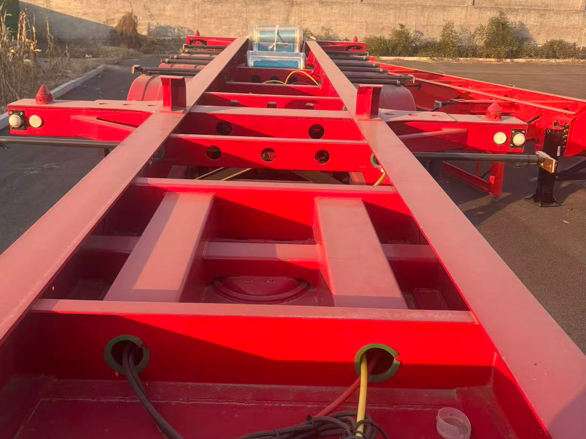 20-foot 3-axle skeleton trailer