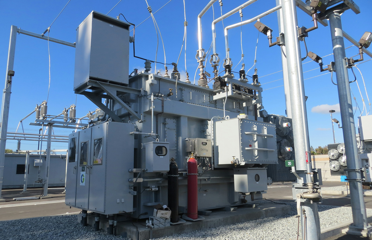 Hebei Qishun Electric Power Continuously Optimizes Production Systems and Enhances Manufacturing Capabilities for Power Transmission and Distribution Equipment