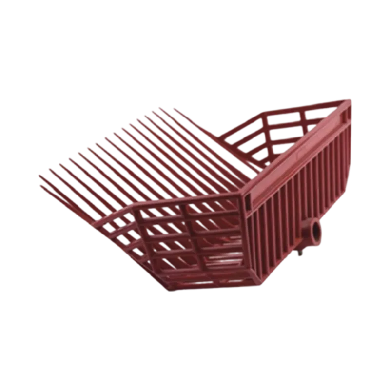 A Bucket-style Horse Fork