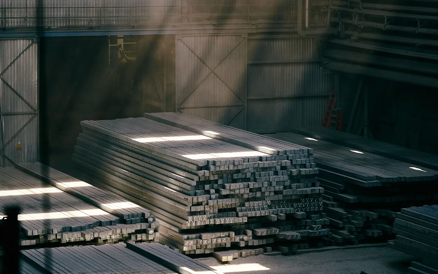 Tianjin Haoxinda Steel is actively positioning itself in the international market and accelerating the expansion of its steel export business.